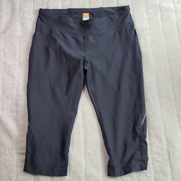 Lucy Tech Running Capri Crop Yoga Pants Gray Legging SM - Picture 1 of 7